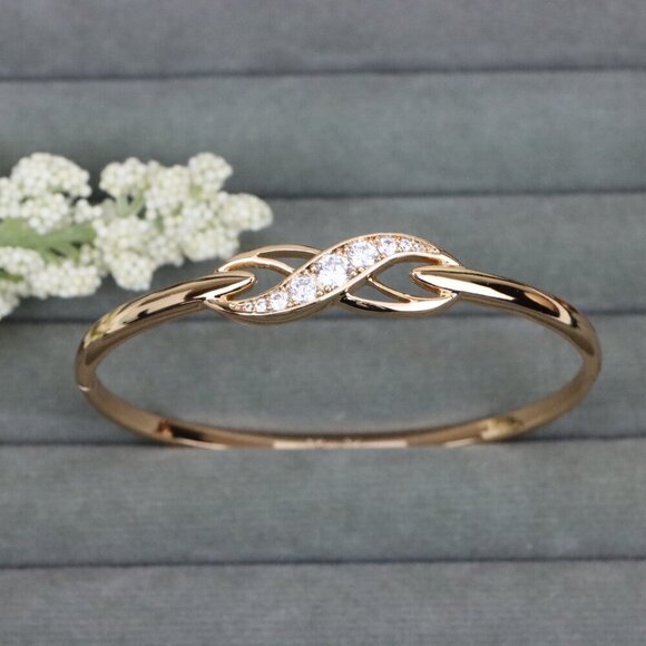 Rose Gold Bangle with Elegant Twist Design and Sparkling Stones, XPBL0521 - Picture 10 of 12